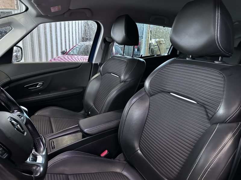 RENAULT MEGANE Grand Scenic 1.7 Blue dCi 120ch Intens EDC 