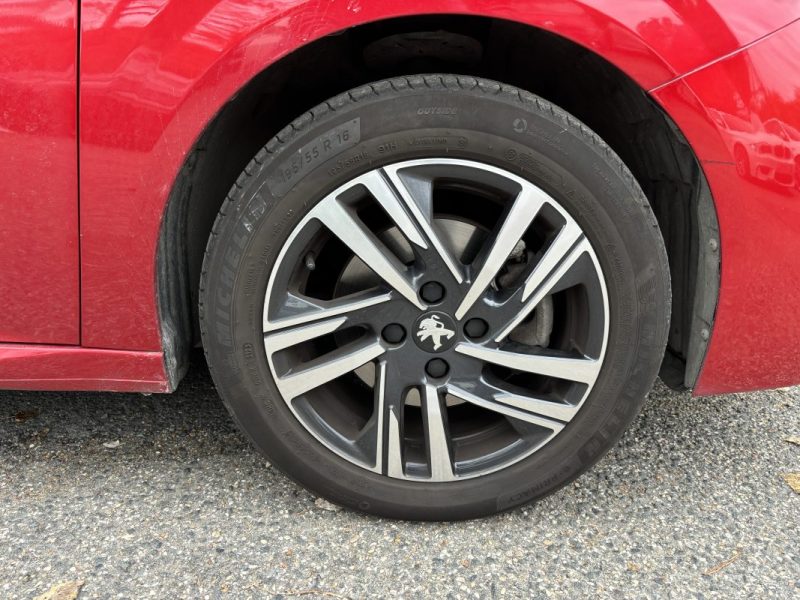 PEUGEOT 208 1.2 PureTech 100ch Allure Pack - 1ère Main / SUIVI COMPLET PEUGEOT