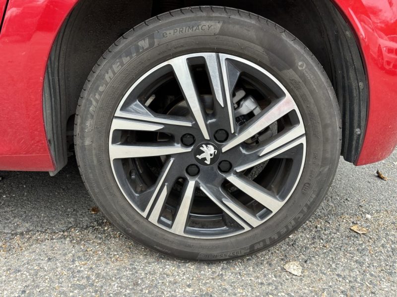 PEUGEOT 208 1.2 PureTech 100ch Allure Pack - 1ère Main / SUIVI COMPLET PEUGEOT