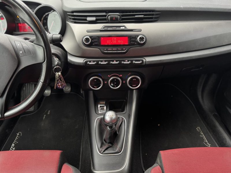 ALFA ROMEO GIULIETTA III 1.4 120 cv Veloce - Entretien complet - 2eme Main