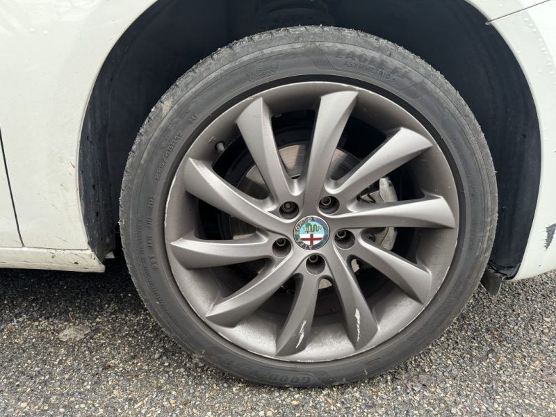 ALFA ROMEO GIULIETTA III 1.4 120 cv Veloce - Entretien complet - 2eme Main