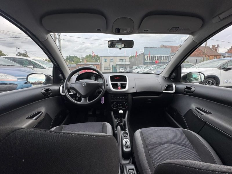 PEUGEOT  206+ 1.1I 60CV ET 4CV FISCAUX  2010