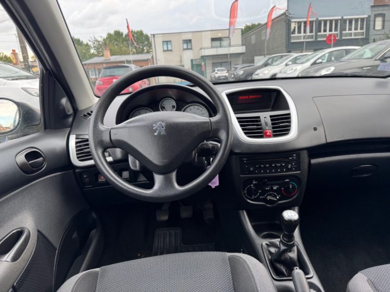 PEUGEOT  206+ 1.1I 60CV ET 4CV FISCAUX  2010