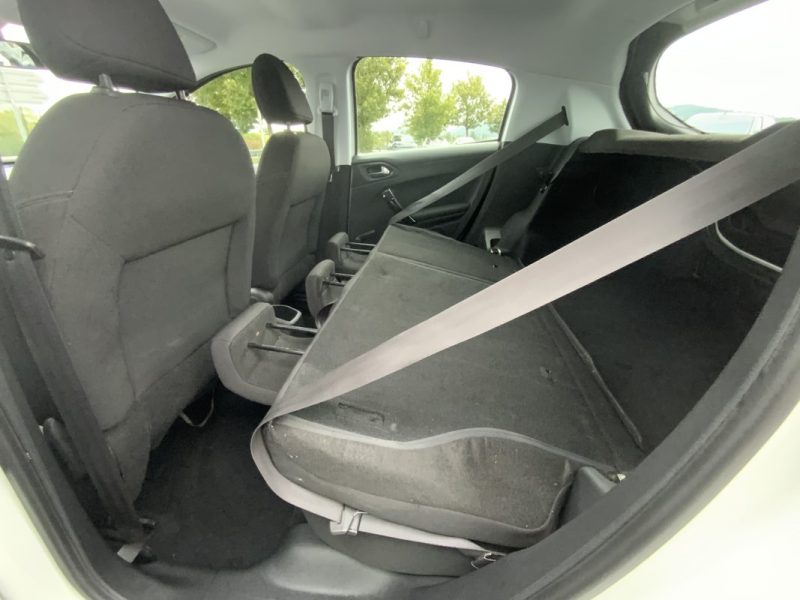 PEUGEOT 208 1.6 BlueHDi 75ch ACTIVE 2016