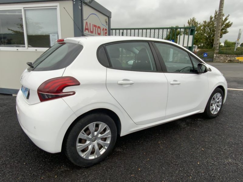 PEUGEOT 208 1.6 BlueHDi 75ch ACTIVE 2016