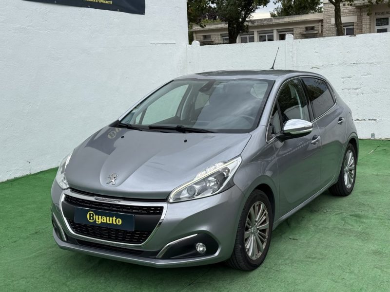 PEUGEOT 208 1.2 110 CV ALLURE 5P / COURROIE EFFECTUÉE / ORIGINE FRANCE / GARANTIE 6 MOIS