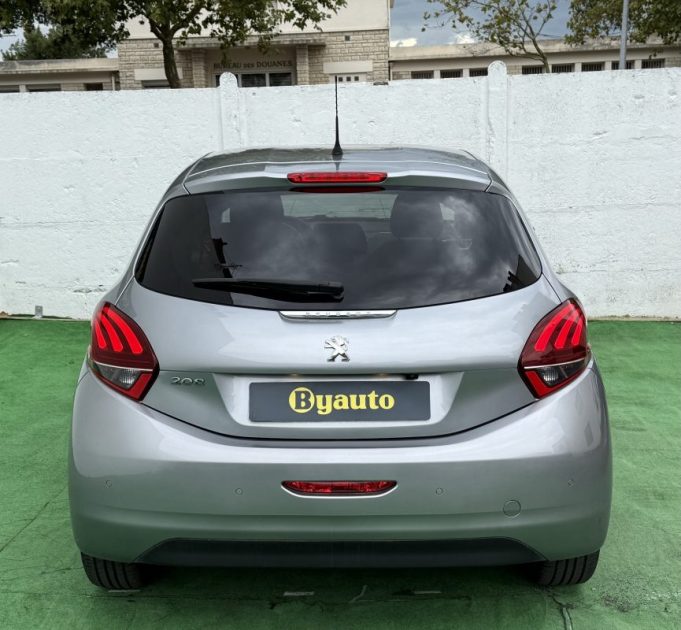 PEUGEOT 208 1.2 110 CV ALLURE 5P / COURROIE EFFECTUÉE / ORIGINE FRANCE / GARANTIE 6 MOIS