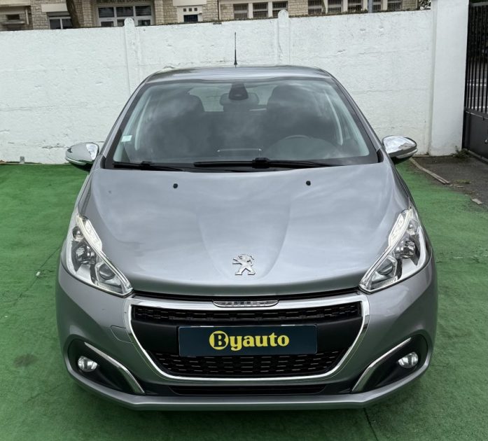 PEUGEOT 208 1.2 110 CV ALLURE 5P / COURROIE EFFECTUÉE / ORIGINE FRANCE / GARANTIE 6 MOIS