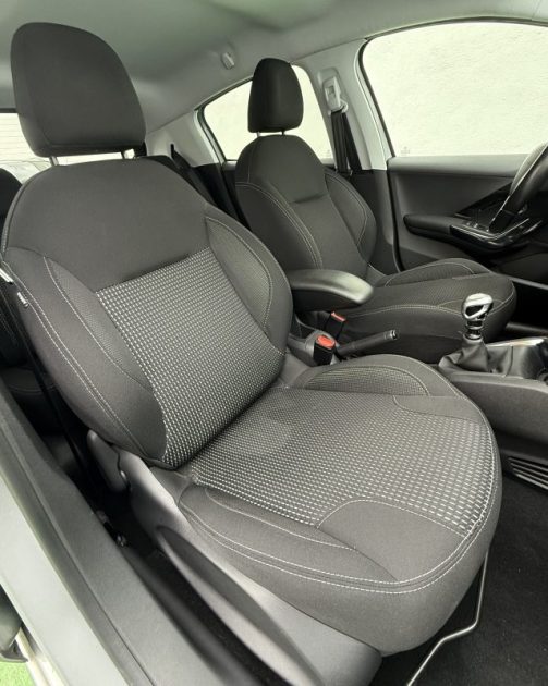 PEUGEOT 208 1.2 110 CV ALLURE 5P / COURROIE EFFECTUÉE / ORIGINE FRANCE / GARANTIE 6 MOIS