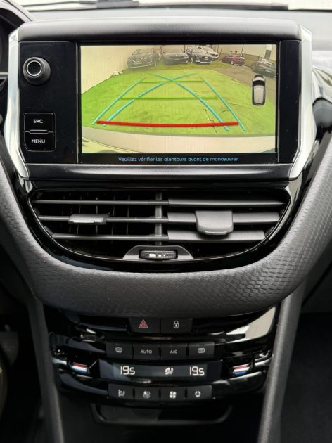 PEUGEOT 208 1.2 110 CV ALLURE 5P / COURROIE EFFECTUÉE / ORIGINE FRANCE / GARANTIE 6 MOIS