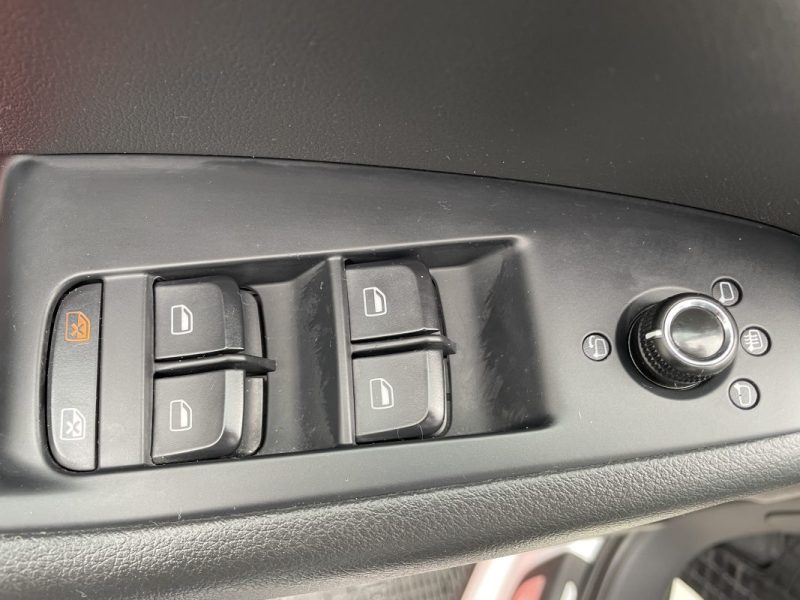 AUDI Q5 2.0 TDI 170 cv QUATTRO   GARANTIE 3/12 MOIS 2012