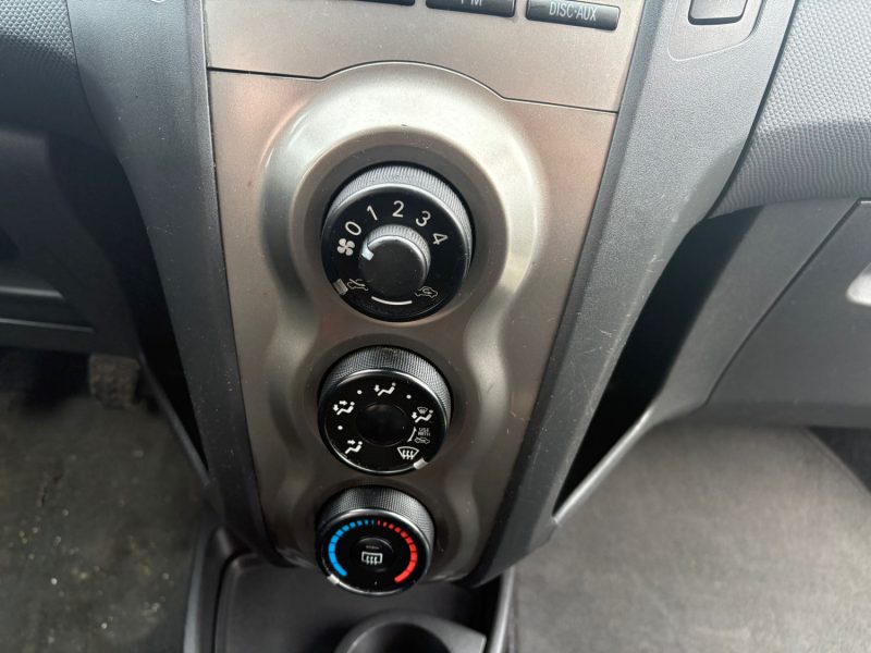  Toyota Yaris France 5 portes 1.0 VVTi 68 cv Garantie 12 mois