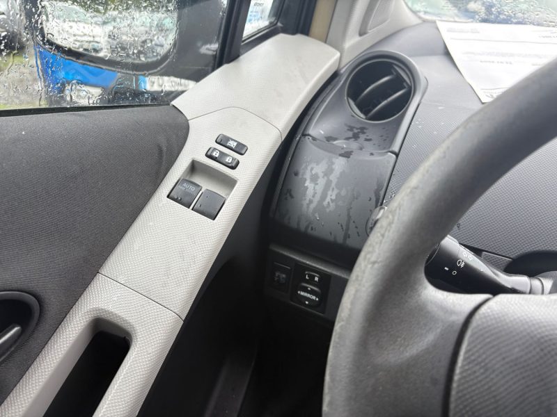  Toyota Yaris France 5 portes 1.0 VVTi 68 cv Garantie 12 mois