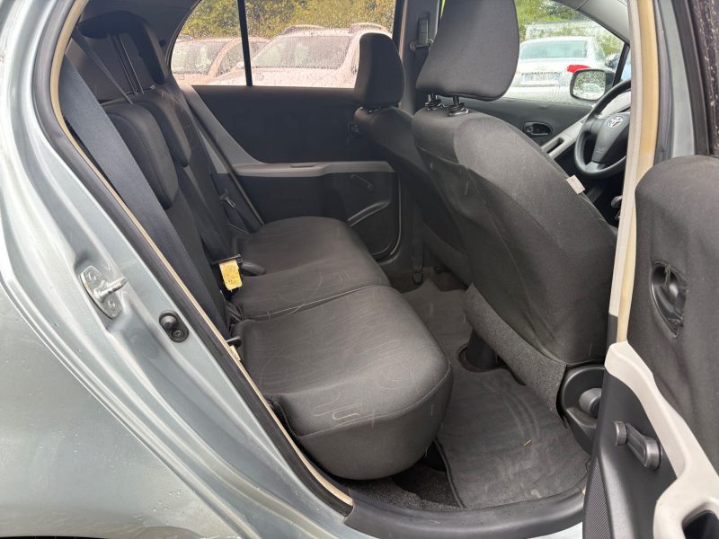  Toyota Yaris France 5 portes 1.0 VVTi 68 cv Garantie 12 mois