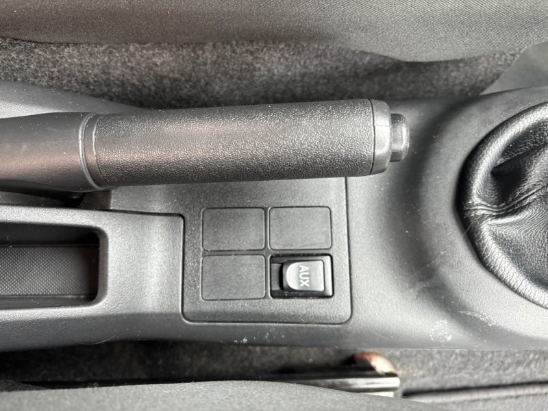  Toyota Yaris France 5 portes 1.0 VVTi 68 cv Garantie 12 mois