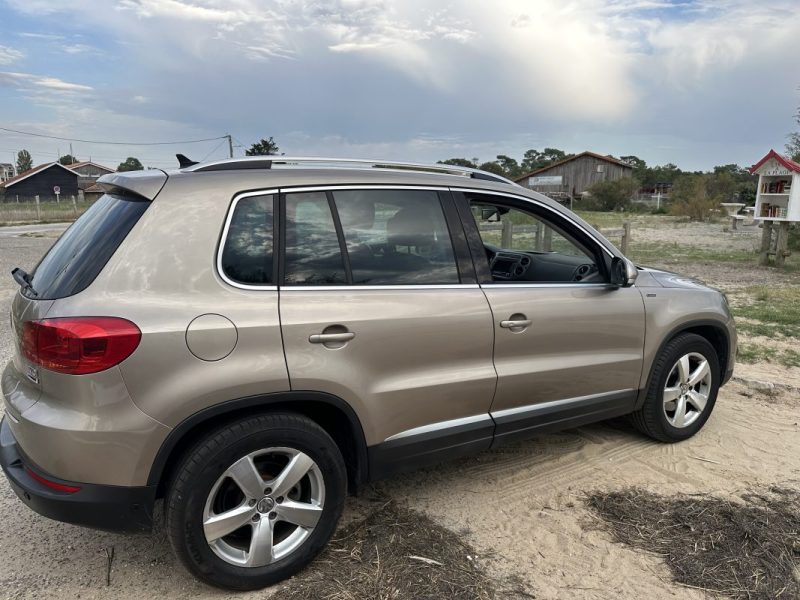VOLKSWAGEN TIGUAN 2.0 TDI 110ch BlueMotion Technology FAP 2015