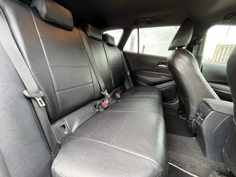 TOYOTA COROLLA Touring Sport Tva récupérable 122h Dynamic Tva récupérable