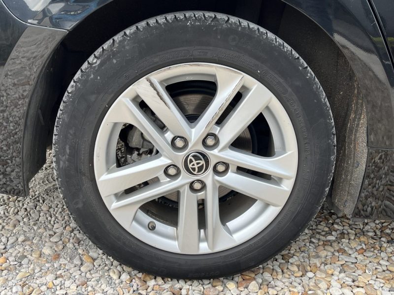 TOYOTA COROLLA Touring Sport Tva récupérable 122h Dynamic Tva récupérable