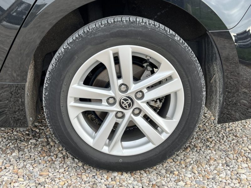 TOYOTA COROLLA Touring Sport Tva récupérable 122h Dynamic Tva récupérable