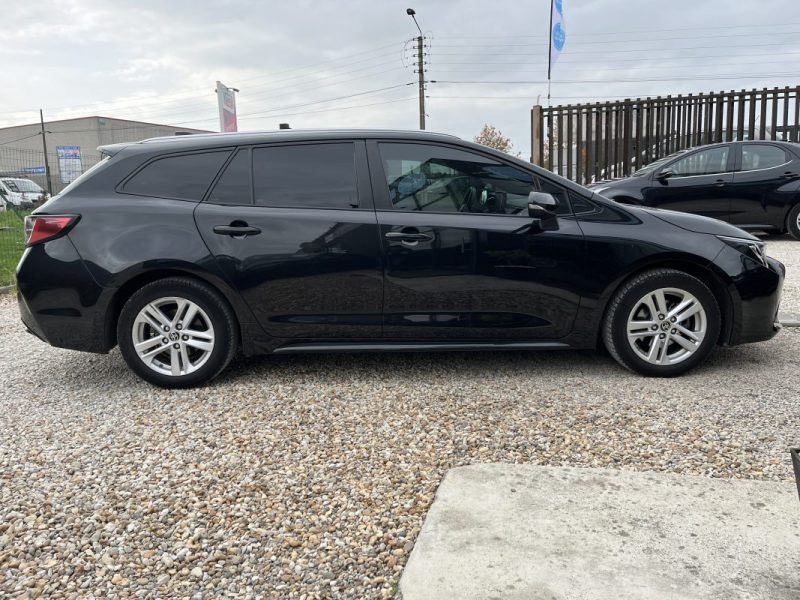 TOYOTA COROLLA Touring Sport Tva récupérable 122h Dynamic Tva récupérable