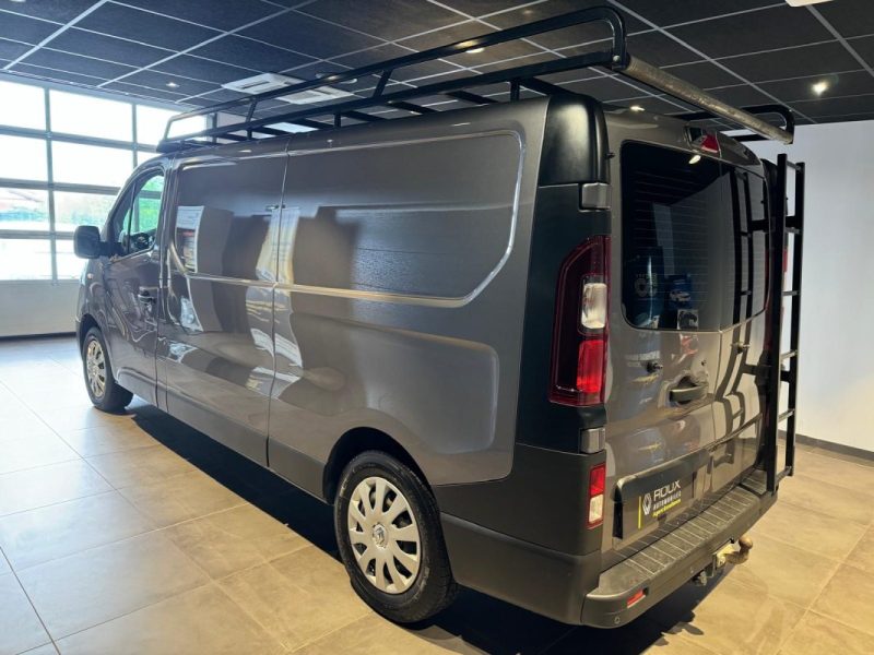 RENAULT TRAFIC L2H1 1300 2.0 dCi 145ch Energy Grand Confort / ATTELAGE / ENTRETIEN RENAULT COMPLET / ECHELLE + GALERIE / HABILLAGE BOIS / PRIX HT / CAMERA /  2020