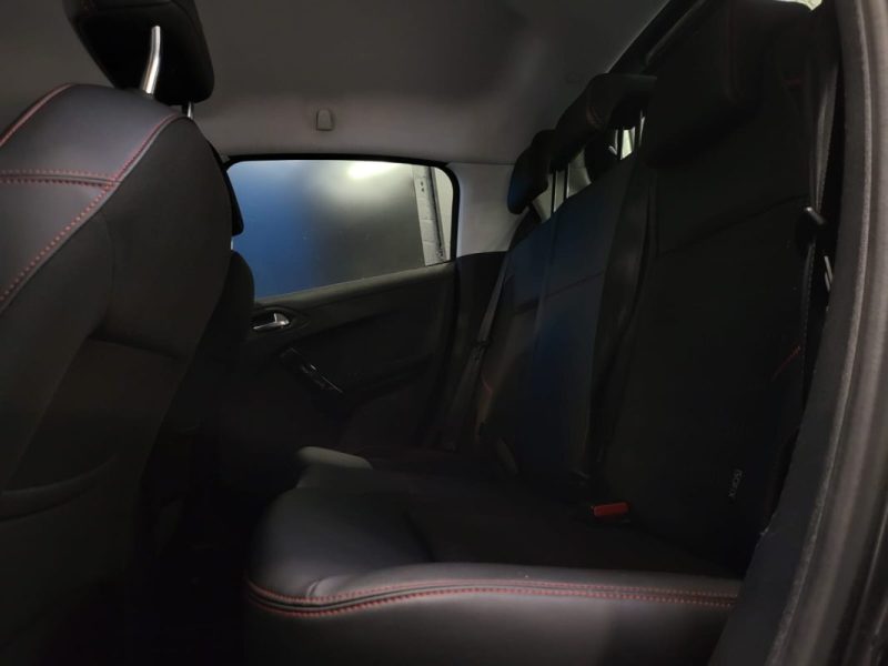 PEUGEOT 208 1.2 PureTech 110ch GT LINE EAT 6