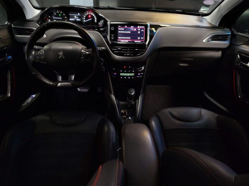 PEUGEOT 208 1.2 PureTech 110ch GT LINE EAT 6
