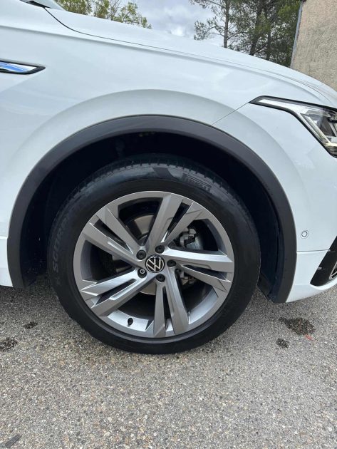 VOLKSWAGEN TIGUAN  2.0 TDI DSG7 R-LINE