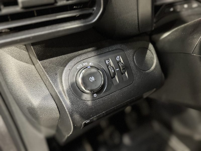 OPEL COMBO L1H1 1.6 HDI 100ch - DISTRI OK / CARPLAY 