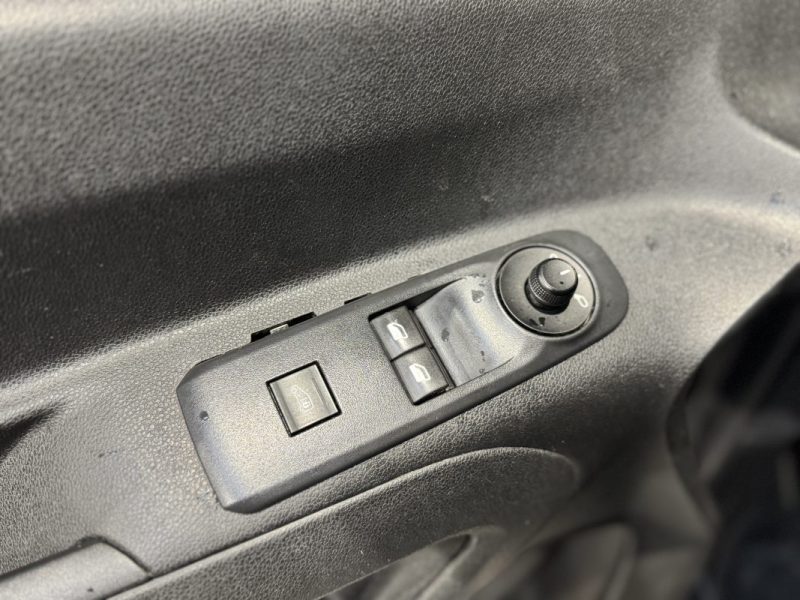 OPEL COMBO L1H1 1.6 HDI 100ch - DISTRI OK / CARPLAY 