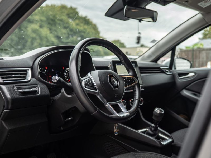 RENAULT CLIO V 1.5 Blue dCi 85CV - 5 PLACES