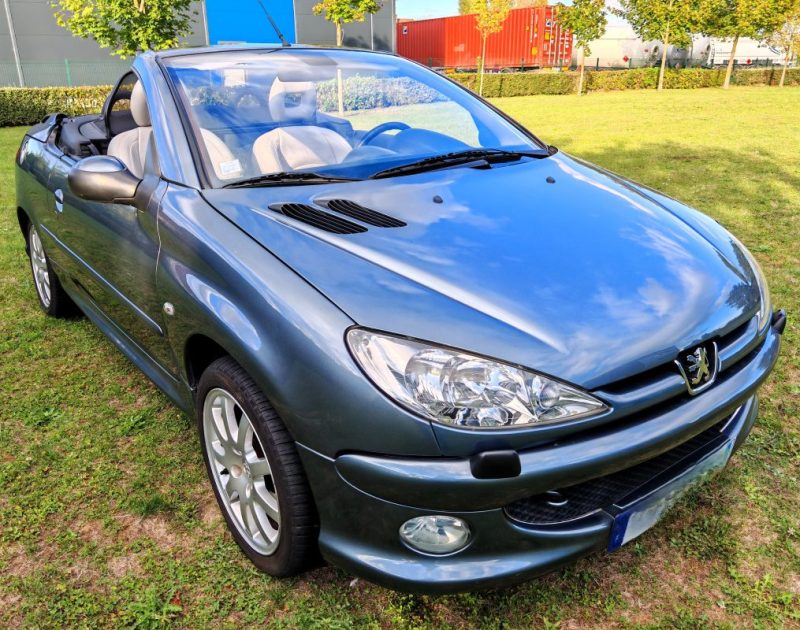 PEUGEOT 206 CC 1.6 16v PLATINIUM PACK JBL