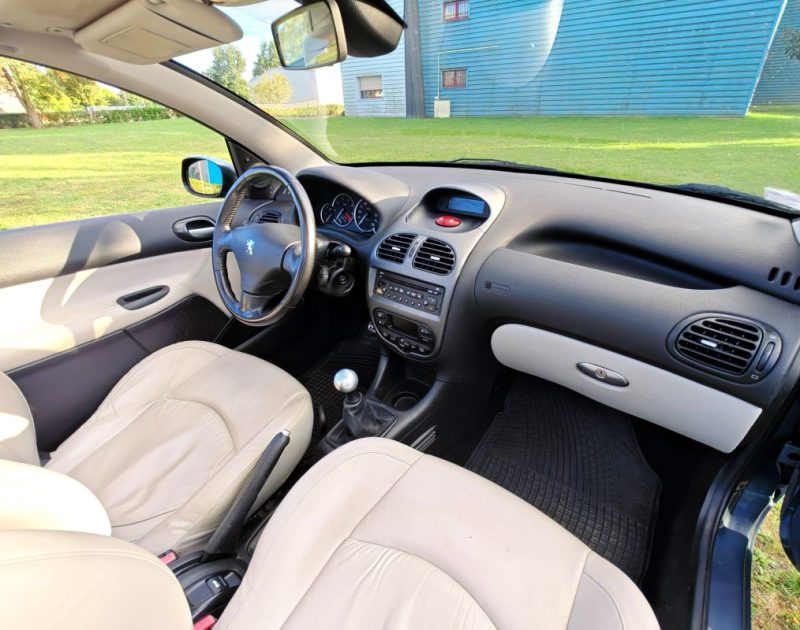 PEUGEOT 206 CC 1.6 16v PLATINIUM PACK JBL