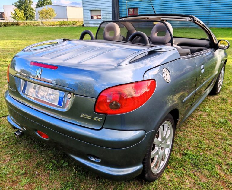 PEUGEOT 206 CC 1.6 16v PLATINIUM PACK JBL