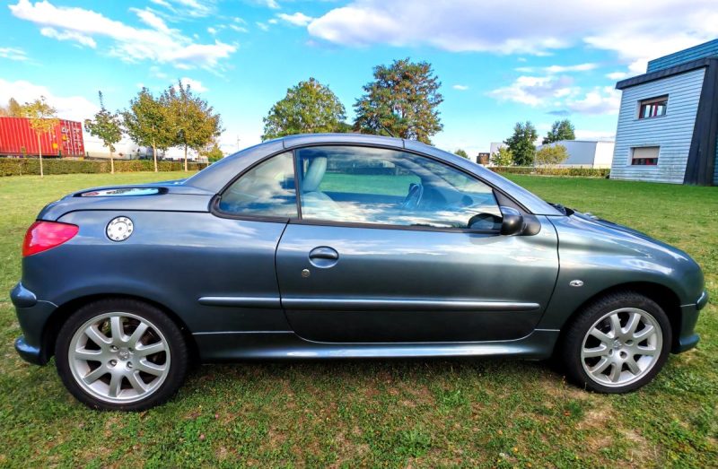 PEUGEOT 206 CC 1.6 16v PLATINIUM PACK JBL