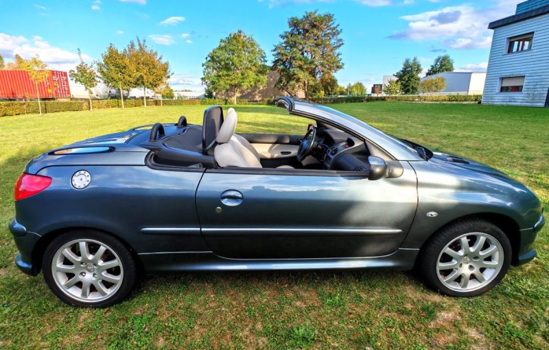 PEUGEOT 206 CC 1.6 16v PLATINIUM PACK JBL