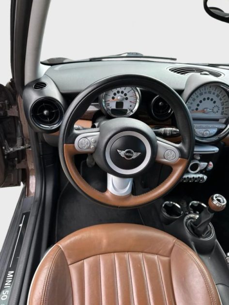 MINI MINI 2 R56 1.6i - 16V COOPER 