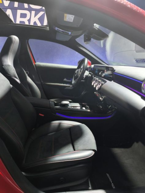 MERCEDES MERCEDES CLASSE A 180 116 Cv AMG LINE - PACK PREMIUM + - BOITE AUTOMATIQUE - TOIT OUVRANT - GPS - CAMERA - SIEGES CHAUFFANT  180 d 116ch Style Line 7G-DCT 2018