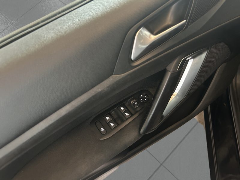 PEUGEOT 308 1.6 BlueHDi 120 CV  2016