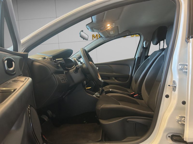 RENAULT CLIO 1.5 dCi 75 cv *ETAT NICKEL*.