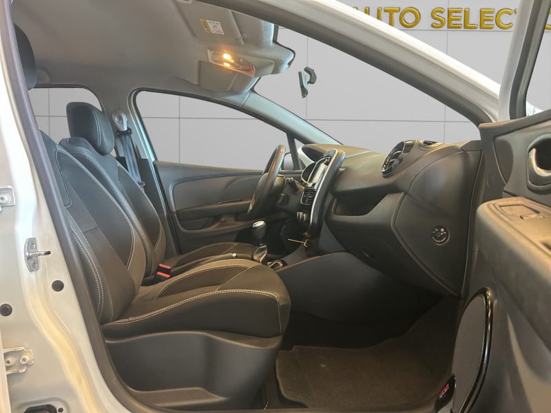 RENAULT CLIO 1.5 dCi 75 cv *ETAT NICKEL*.