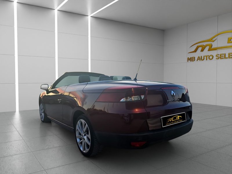 RENAULT MEGANE 1.2 TCe 130ch *CABRIOLET**TOIT PANORAMIQUE*. 