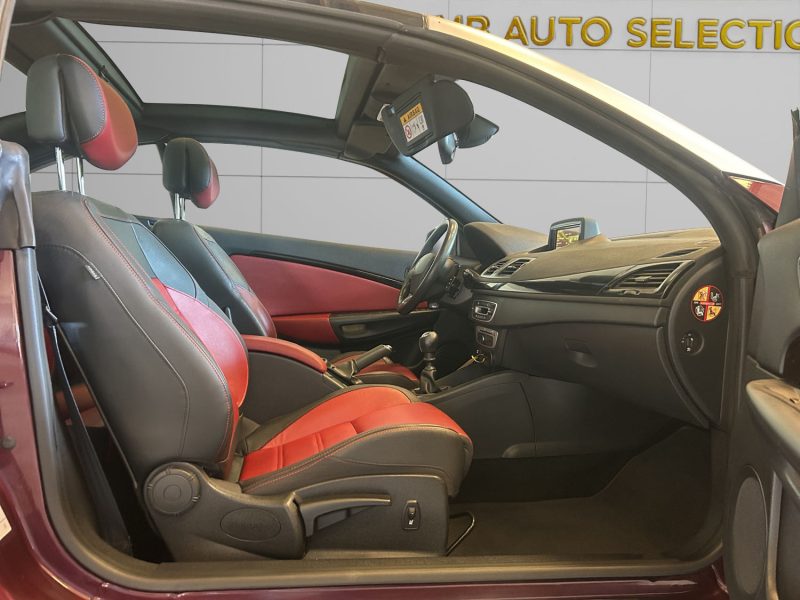 RENAULT MEGANE 1.2 TCe 130ch *CABRIOLET**TOIT PANORAMIQUE*. 