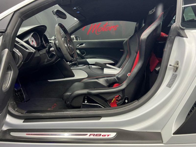 QUATTRO R8 GT GT V10 5.2 FSI R TRONIC 2012
