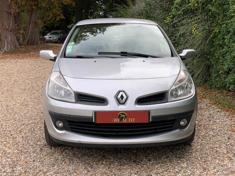 RENAULT CLIO CONFORT DYNAMIQUE 1.4 16V 2007