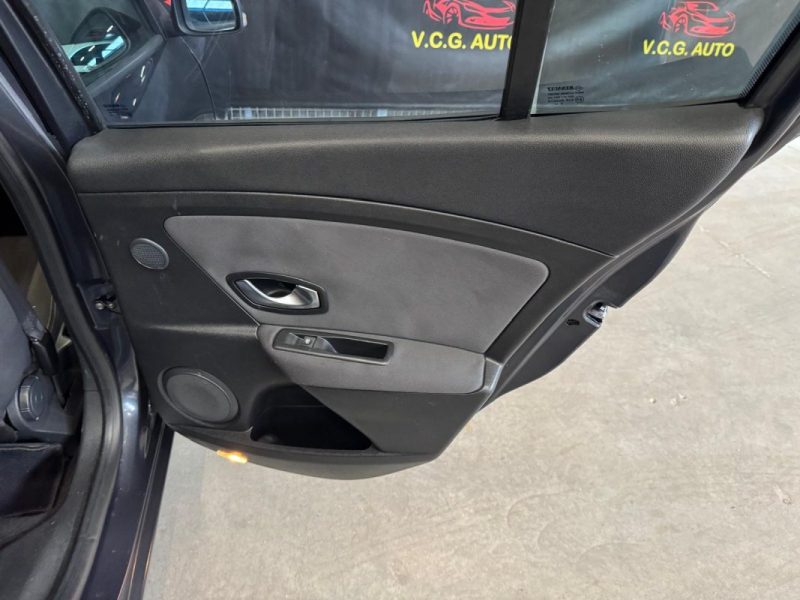 RENAULT MEGANE 1.5 DCI 110 Dynamique