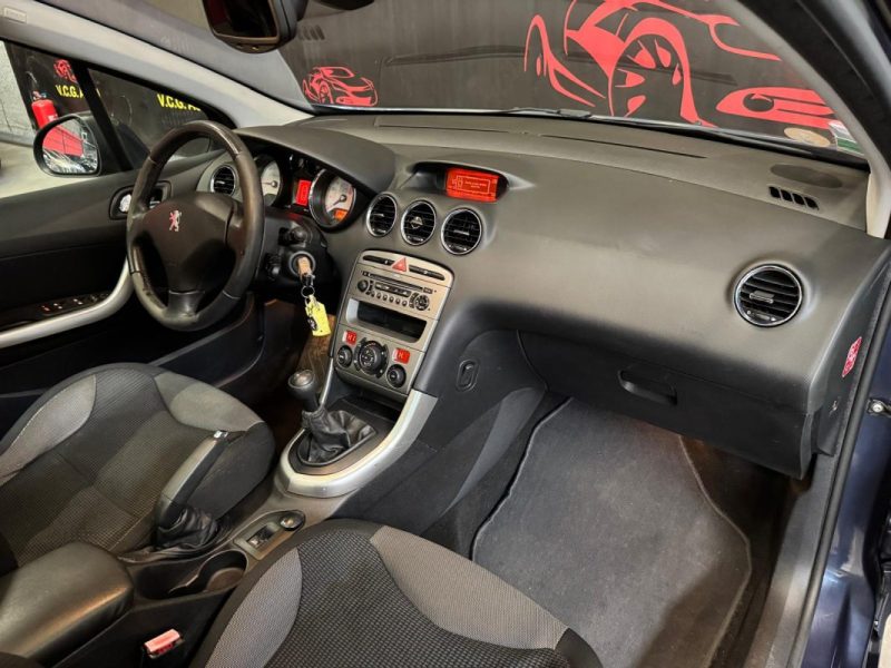 PEUGEOT 308 1.6 Hdi 110 Premium