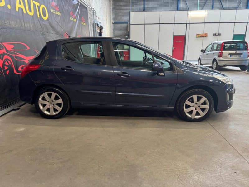 PEUGEOT 308 1.6 Hdi 110 Premium
