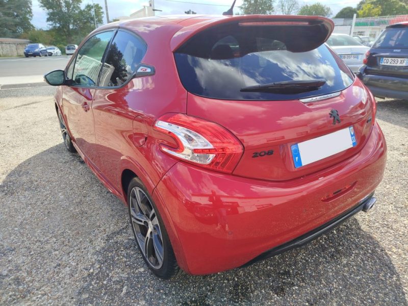 PEUGEOT 208 1,6THP 200 CV MAI 2013