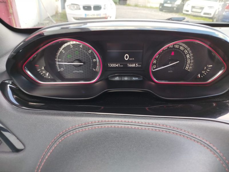 PEUGEOT 208 1,6THP 200 CV MAI 2013